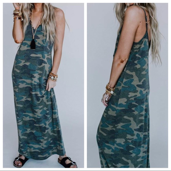 Adjustable straps sleeveless Maxi Dress W/Pockets - Picture 2 of 4